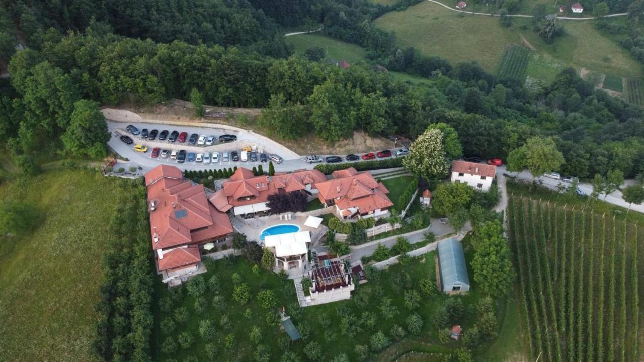 Lux Smestaj Ivanjicki Konaci Ivanjica Exterior foto